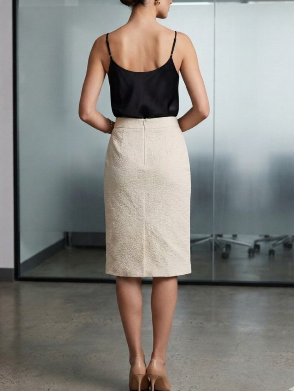 Harve Benard Cream Textured Pencil Skirt NWT  Size 14